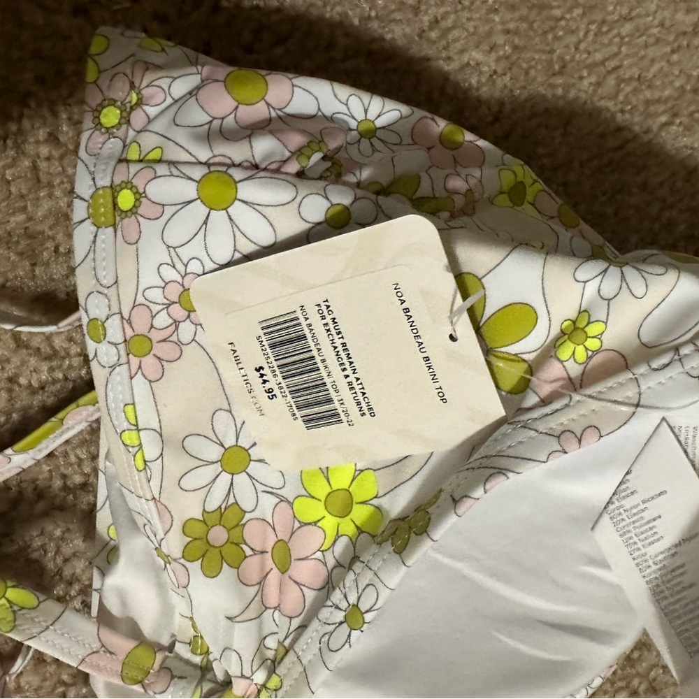 Fabletics swim top - Picture 3 of 3